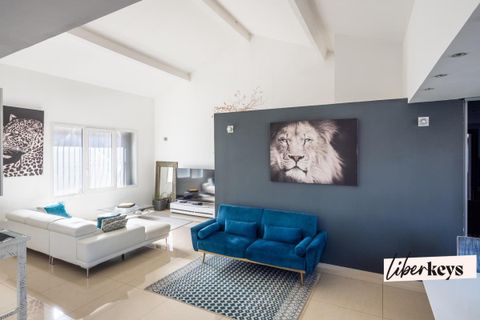 Villa i Marseille, Bouches-du-Rhone, Marseille - € 834.900 | Ref: DOM28894 - foto 3