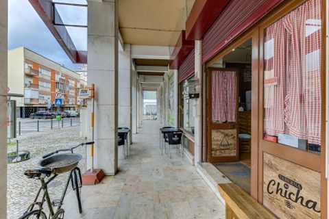 Erhvervsejendom i Odivelas, Lisbon, Odivelas - € 85.000 | Ref: C0222-06879 - foto 7