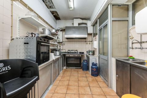 Erhvervsejendom i Odivelas, Lisbon, Odivelas - € 85.000 | Ref: C0222-06879 - foto 18
