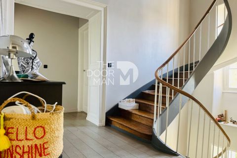 Villa a Laval, Mayenne, Laval - € 775.000 | Ref: 9746 - foto 9