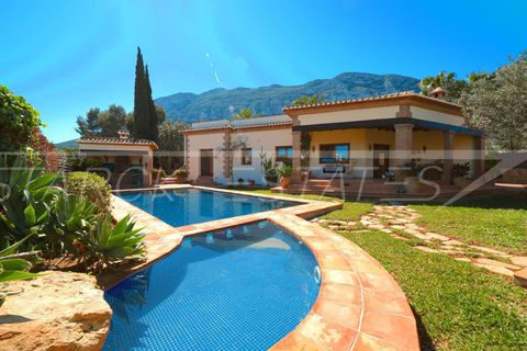 Villa in Denia, Alicante - foto 1