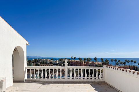 Villa i Estepona, Malaga, Estepona - € 899 000 | Ref: HFMl5327560 - foto 35