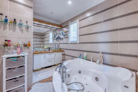 Villa a Cagnes-sur-Mer, Alpes-Maritimes, Cagnes-sur-Mer - € 1.995.000 | Ref: HH-16102752 - foto 19