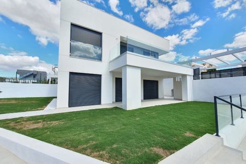 Villa a Manilva, Malaga, Manilva - € 780.000 | Ref: 57753 [COMPLEX: 56737] - foto 4