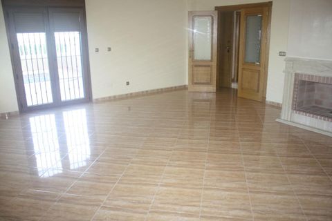 Villa a Torrevieja, Alicante, Torrevieja - € 550.000 | Ref: 66801 [COMPLEX: 24824] - foto 13