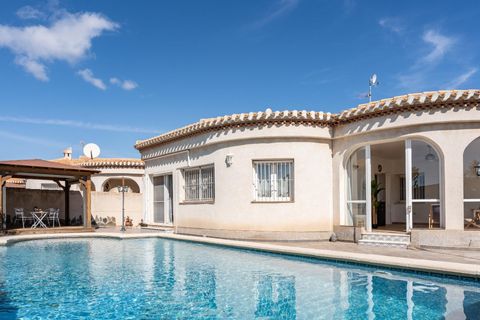 Villa i Playa Flamenca, Alicante, Playa Flamenca - € 585.000 | Ref: 26-280607271862/75616 - foto 20
