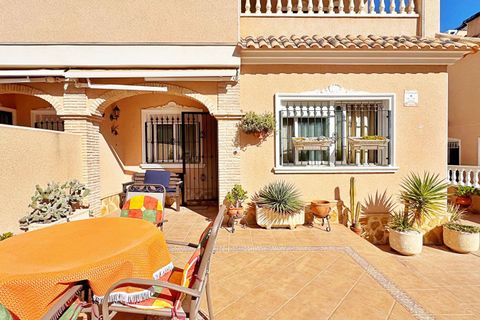 городской дом в Orihuela Costa, Alicante - фотография 4