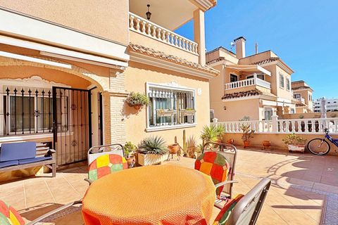 городской дом в Orihuela Costa, Alicante - фотография 5