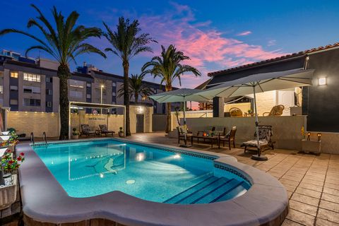 Villa a Torrevieja, Alicante, Torrevieja - € 656.000 | Ref: THK31-4186-4755 - foto 35