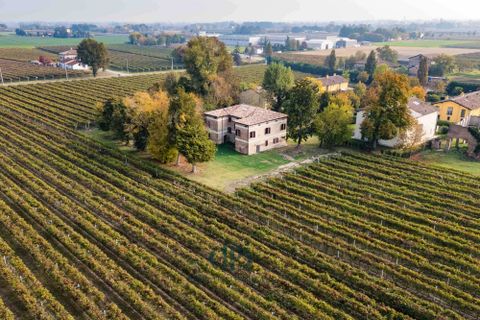 Villa i Rubiera, Reggio Emilia, Rubiera - € 890.000 | Ref: 86663992 - foto 13