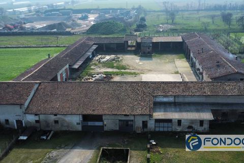 Landejendom i Castegnato, Brescia, Castegnato - € 950.000 | Ref: CAST.BG14 - foto 1