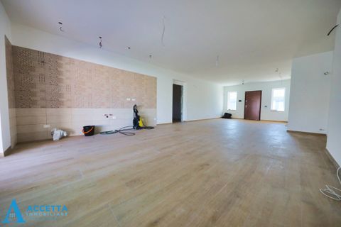 Villa i Taranto, Taranto, Taranto - € 370.000 | Ref: 370 - foto 8