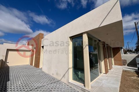 Villa i Corroios, Setubal, Corroios - € 650.000 | Ref: 4886CF4 - foto 10