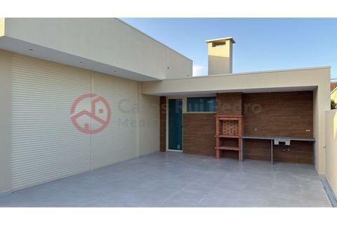 Villa i Corroios, Setubal, Corroios - € 650.000 | Ref: 4886CF4 - foto 2