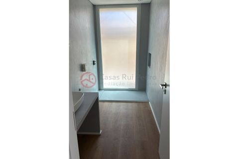 Villa i Corroios, Setubal, Corroios - € 650.000 | Ref: 4886CF4 - foto 33