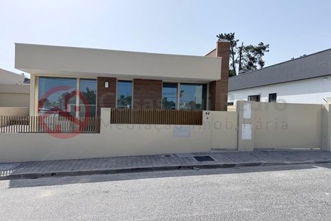 Villa i Corroios, Setubal, Corroios - € 650.000 | Ref: 4886CF4 - foto 41