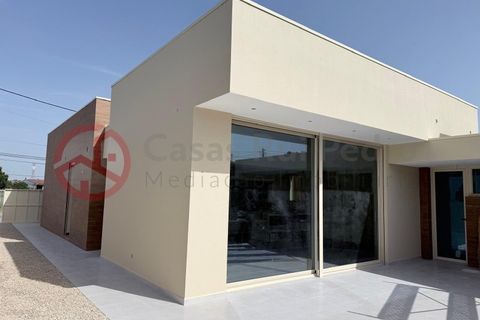 Villa i Corroios, Setubal, Corroios - € 650.000 | Ref: 4886CF4 - foto 48