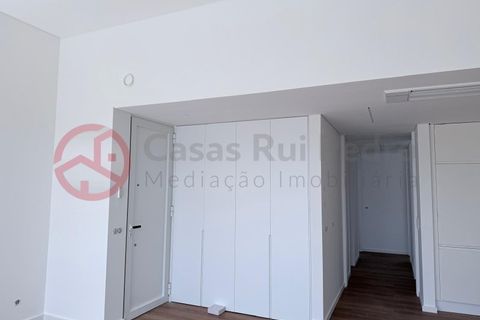 Villa i Corroios, Setubal, Corroios - € 650.000 | Ref: 4886CF4 - foto 49