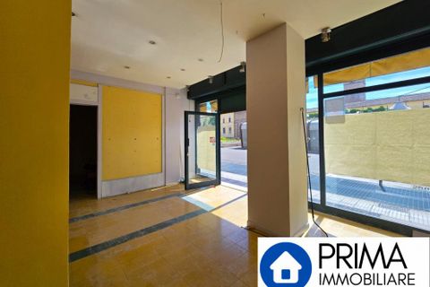 Erhvervsejendom i Terni, Terni, Terni - € 114.000 | Ref: uff100 - foto 2