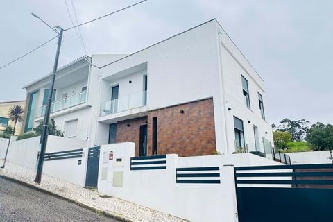 Villa en Odivelas, Lisbon, Odivelas - € 712.000 | Ref: C0221-03867 - photo 27