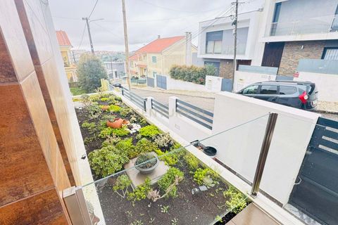 Villa en Odivelas, Lisbon, Odivelas - € 712.000 | Ref: C0221-03867 - photo 29