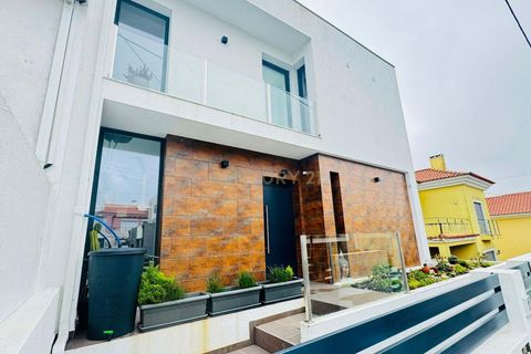 Villa en Odivelas, Lisbon, Odivelas - € 712.000 | Ref: C0221-03867 - photo 30