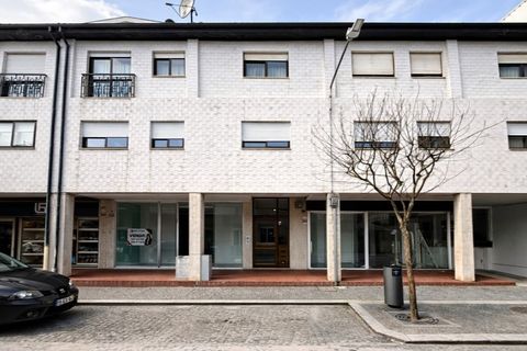 Erhvervsejendom i Lousada, Porto, Lousada - € 149.000 | Ref: BOT_188 - foto 1