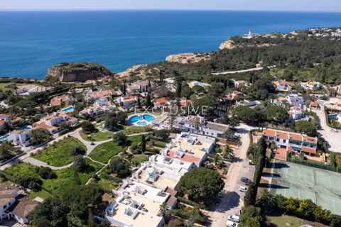 Erhvervsejendom i Lagoa, Faro, Lagoa - € 450.000 | Ref: EAV-4137 - foto 1