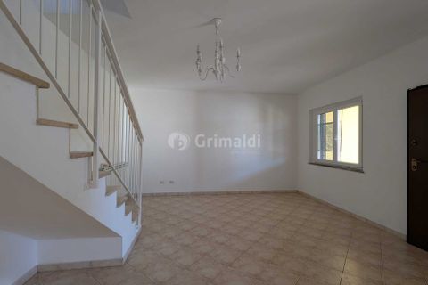 Villa i Anzio, Rome, Anzio - € 199.000 | Ref: G443 - foto 8