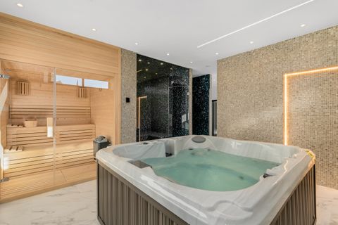 Villa a Estepona, Malaga, Estepona - € 4.000.000 | Ref: MAR-4505 - foto 17
