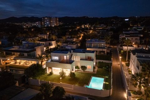 Villa a Marbella, Malaga, Marbella - € 2.650.000 | Ref: HFMs615922 - foto 23
