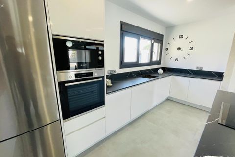 Villa i Torrevieja, Alicante, Torrevieja - € 1.200.000 | Ref: 422450 [COMPLEX: 422448] - foto 5