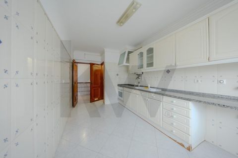 Apartament a Carnaxide, Lisbon, Carnaxide - € 1.650/mes | Ref: KWPT-026943 - foto 8