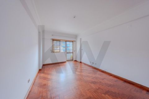 Apartament a Carnaxide, Lisbon, Carnaxide - € 1.650/mes | Ref: KWPT-026943 - foto 12