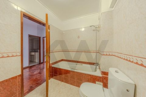 Apartament a Carnaxide, Lisbon, Carnaxide - € 1.650/mes | Ref: KWPT-026943 - foto 21