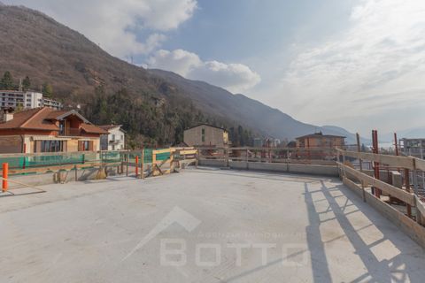 Rækkehus i Omegna, Verbano Cusio Ossola, Omegna - € 430.000 | Ref: 5-OMEMER - foto 32
