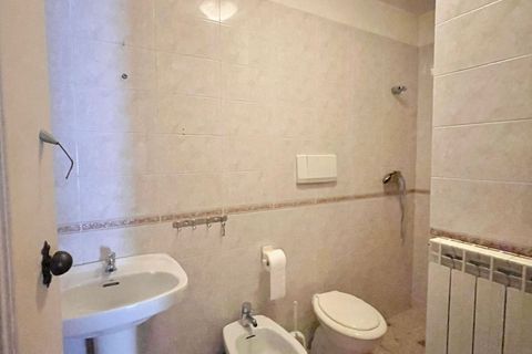 L'establiment comercial a Lecce, Lecce, Lecce - € 800/mes | Ref: 800OTRANTO - foto 12