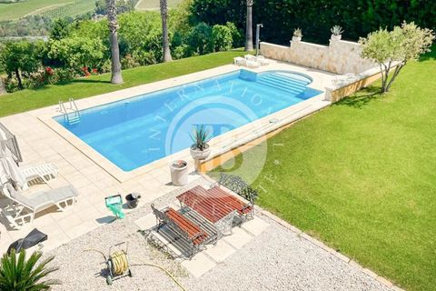 Villa a Morro d'Oro, Teramo, Morro d'Oro - € 1.500.000 | Ref: DL 11 - foto 6