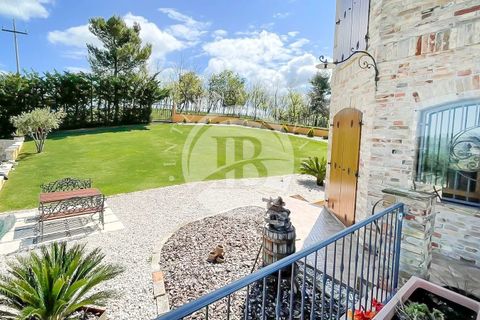 Villa a Morro d'Oro, Teramo, Morro d'Oro - € 1.500.000 | Ref: DL 11 - foto 8