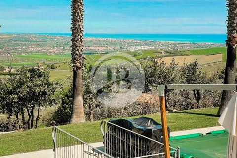 Villa a Morro d'Oro, Teramo, Morro d'Oro - € 1.500.000 | Ref: DL 11 - foto 27