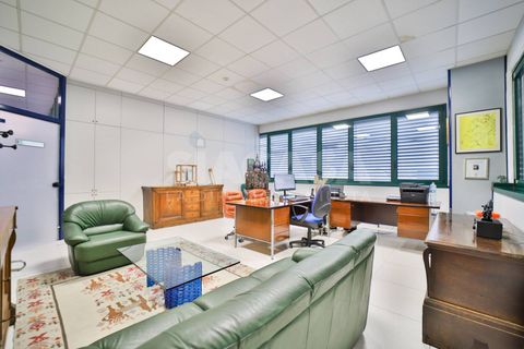 L'establiment comercial a Arcore, Monza and Brianza, Arcore - € 1.000/mes | Ref: UFF.ARCORE-TS1000A - foto 2
