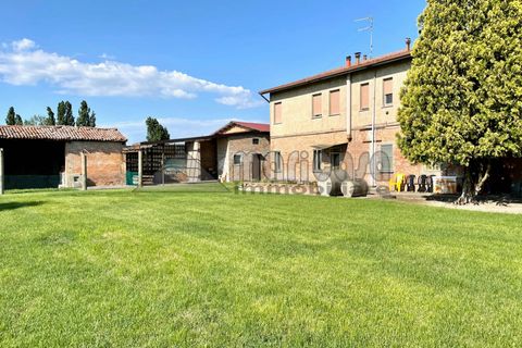 Landejendom i Ferrara, Ferrara, Ferrara - € 98.000 | Ref: Ma 1846 - foto 1