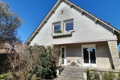 Villa i Orleans, Loiret, Orleans - € 350.000 | Ref: 3011439095 - foto 1