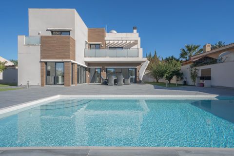 Villa i Orihuela, Alicante, Orihuela - € 1.150.000 | Ref: 777d3db6-65be-49e5-a - foto 1