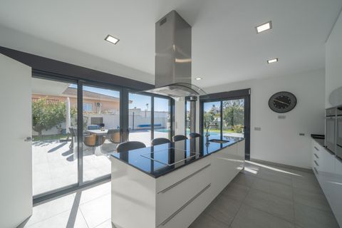 Villa i Orihuela, Alicante, Orihuela - € 1.150.000 | Ref: 777d3db6-65be-49e5-a - foto 8