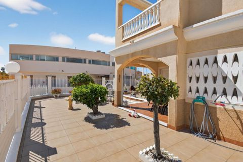 Rækkehus i Playa Flamenca, Alicante, Playa Flamenca - € 309.000 | Ref: 200-4680 - foto 28