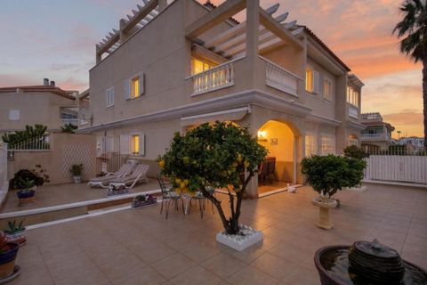 Rækkehus i Playa Flamenca, Alicante, Playa Flamenca - € 309.000 | Ref: 200-4680 - foto 32