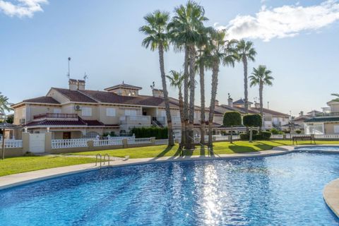 Rækkehus i Playa Flamenca, Alicante, Playa Flamenca - € 309.000 | Ref: 200-4680 - foto 33