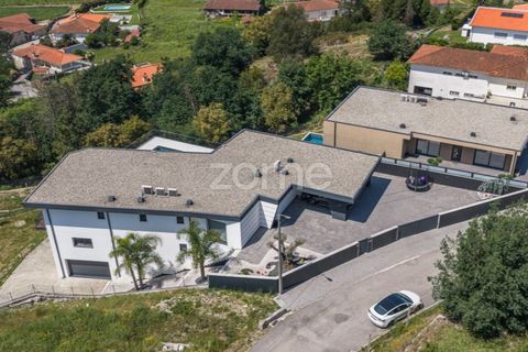 Villa i Guimaraes, Braga, Guimaraes - € 799.000 | Ref: ZMPT586770 - foto 5