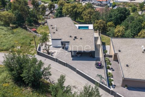 Villa i Guimaraes, Braga, Guimaraes - € 799.000 | Ref: ZMPT586770 - foto 6